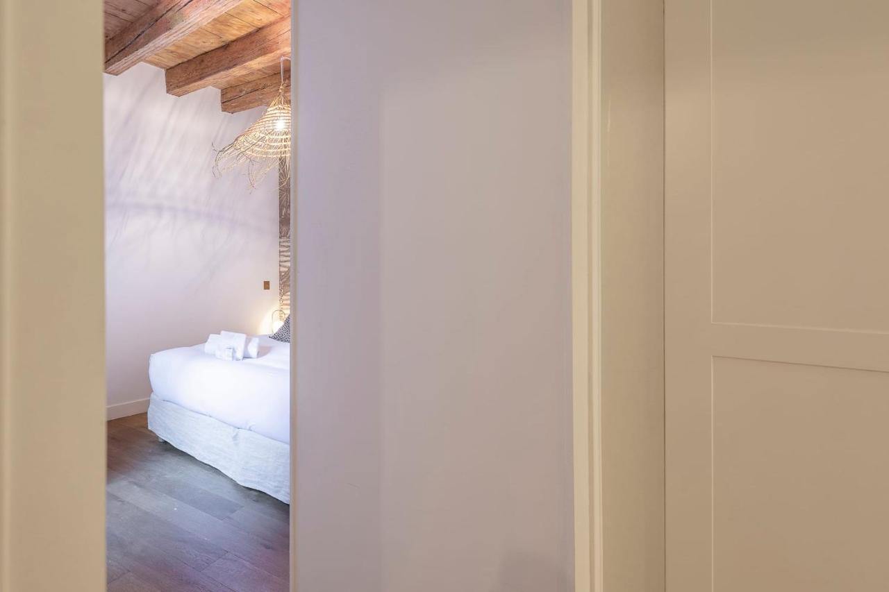 Spacious Apartment Rated 4 Stars In The Heart Of The Old Town Annecy Ngoại thất bức ảnh